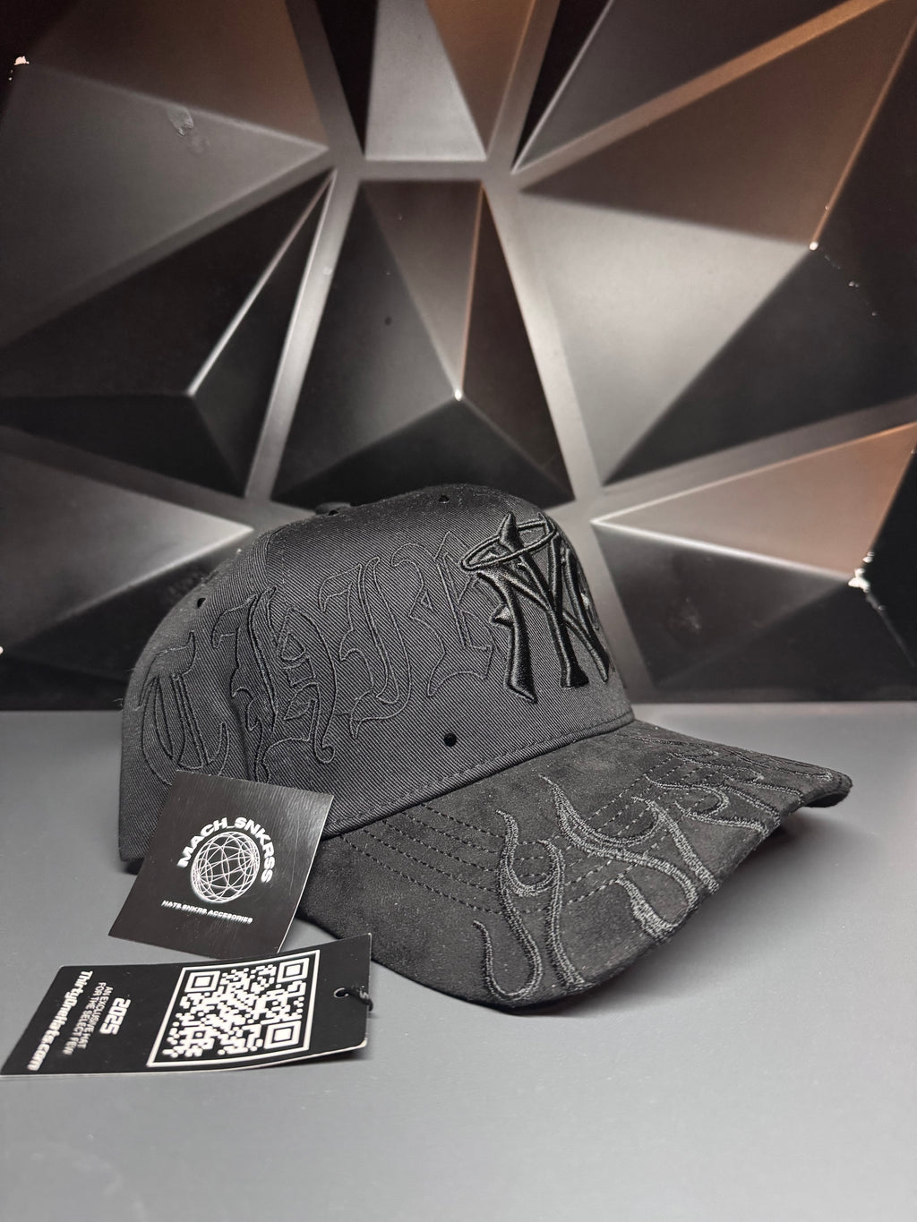 -  31 Hats NY Flames  -