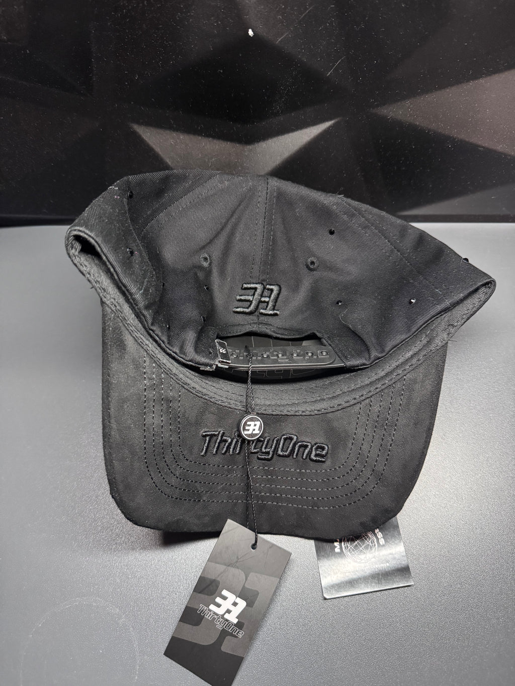 -  31 Hats NY Flames  -