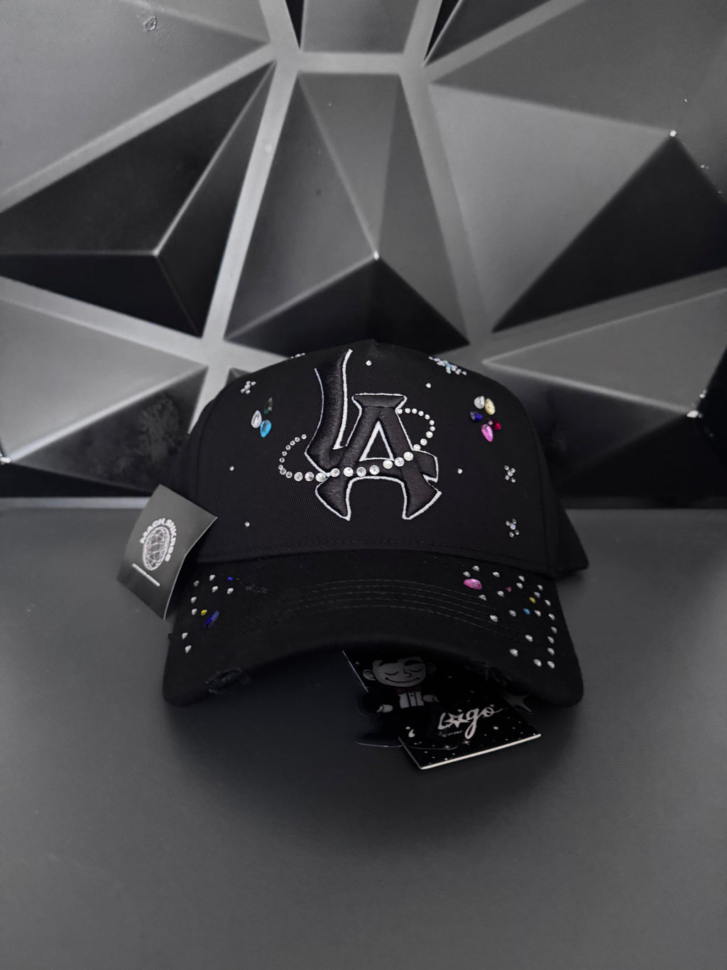 31 Hats Mago Universe