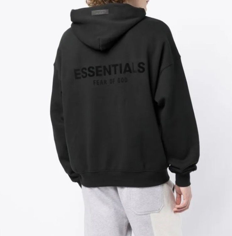 -  ESSENTIALS NEGRA  -